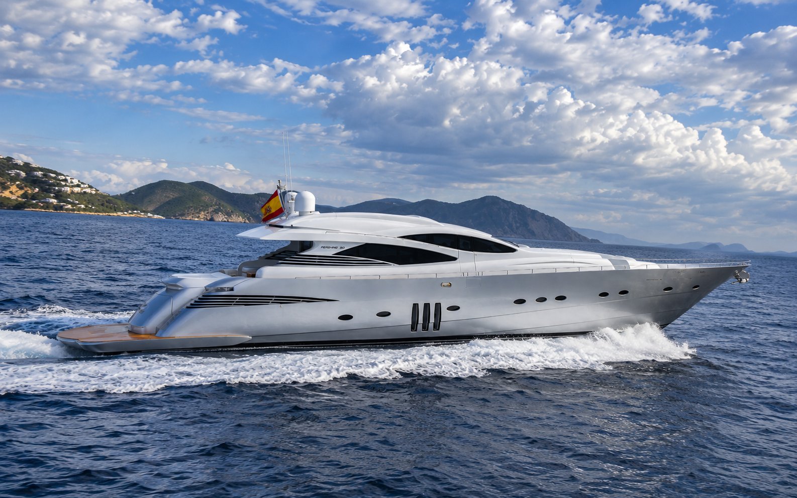 Pershing 90 Danzas